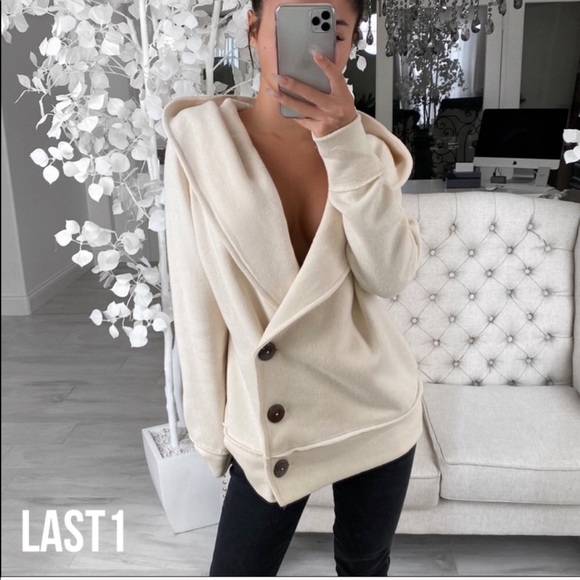 🔒SOLD 🆕 OAKLYNN in Beige - Picture 2 of 4